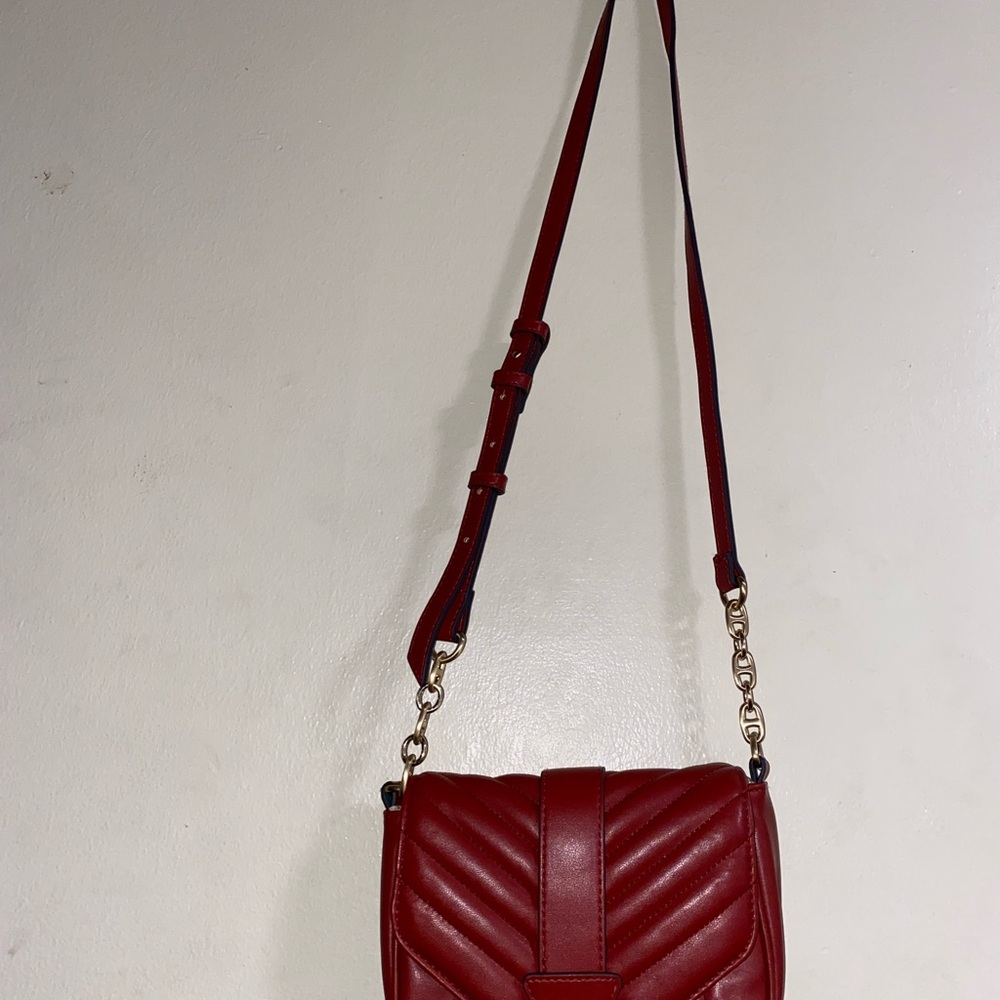 Time and Tru Red Crossbody Bag